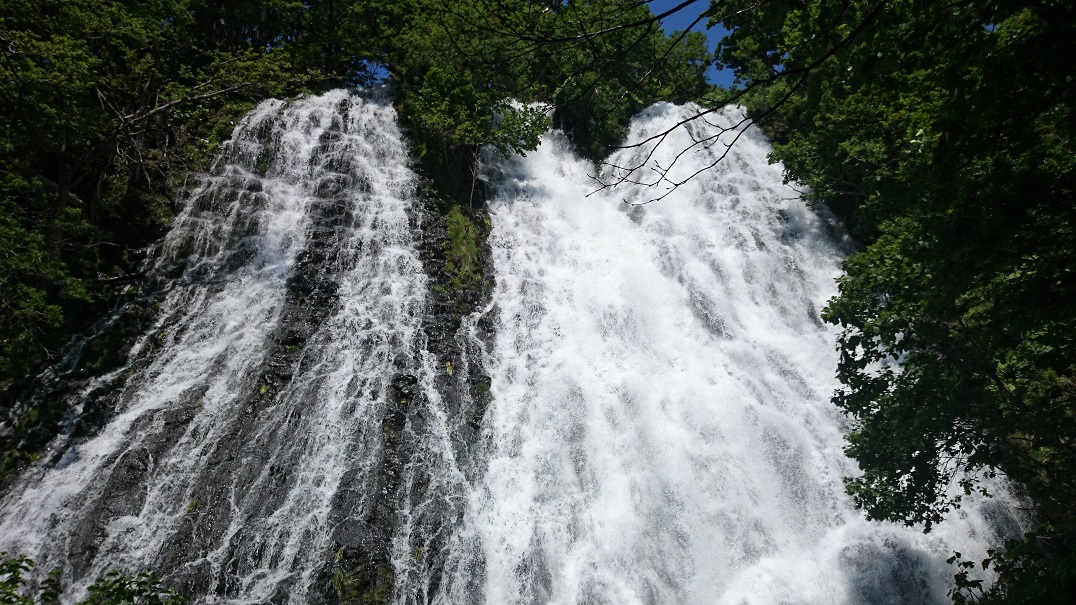 オシンコシンの滝10