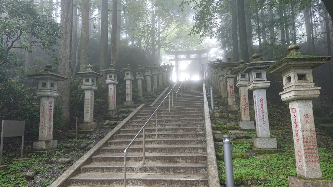三峯神社17