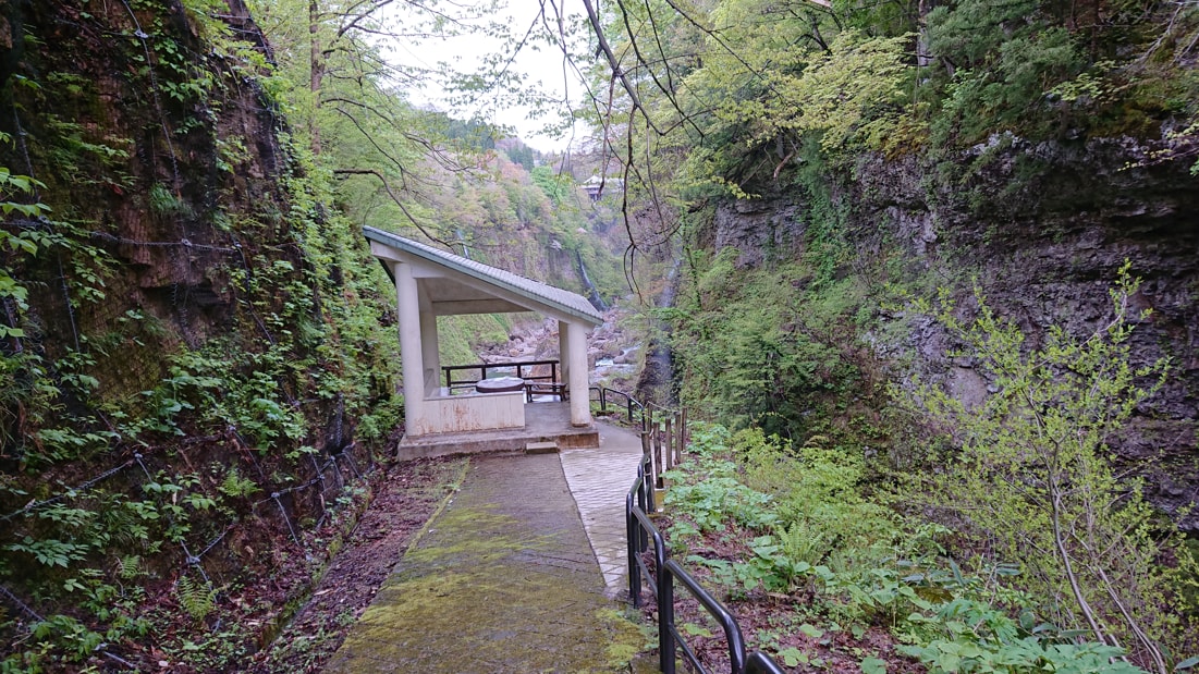 小安峡不動滝13