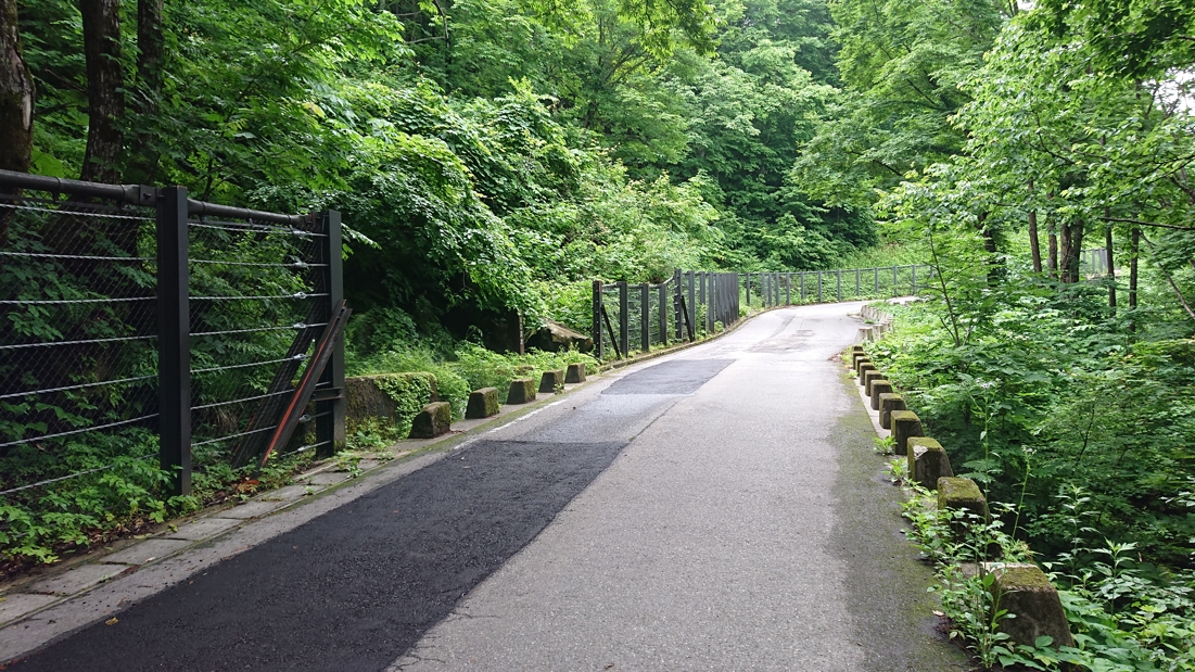 モーカケの滝10