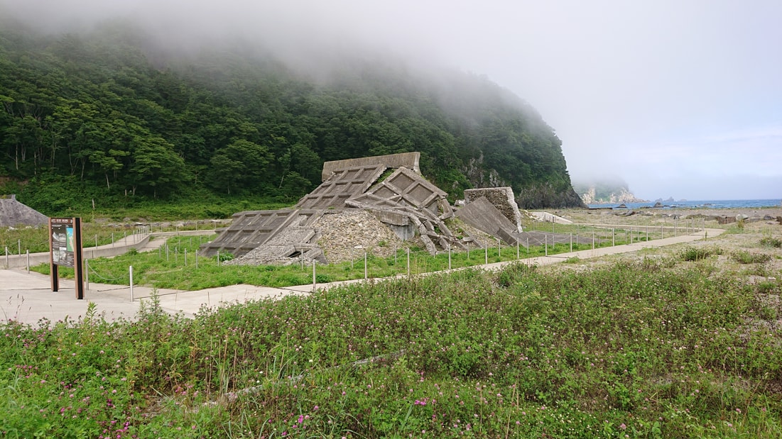 明戸海岸防潮堤8