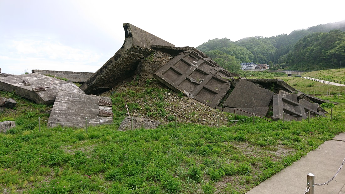 明戸海岸防潮堤12