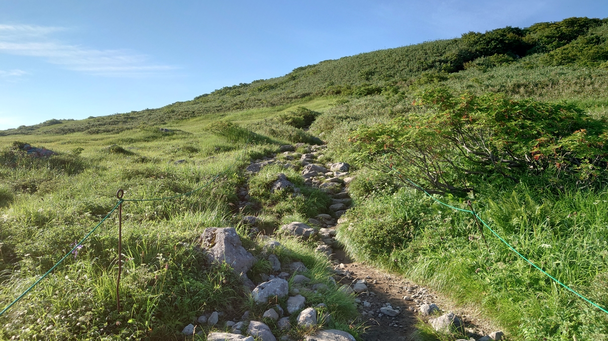 月山神社本宮15